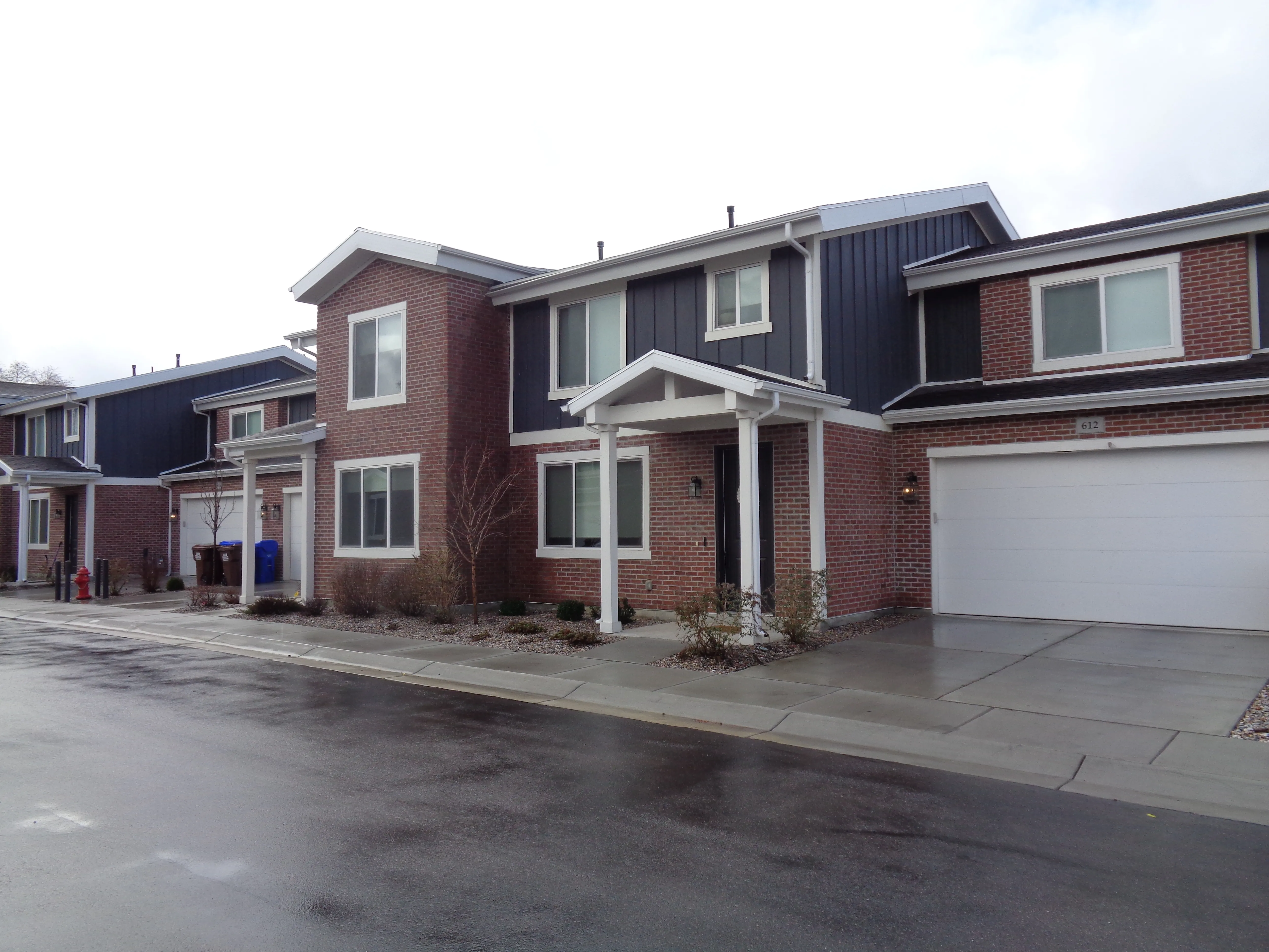 Nice townhome in Midvale Ft. Union area